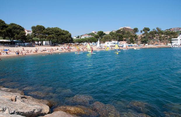 Hotel Hostal Chic Sant Feliu de Guixols Exterior photo